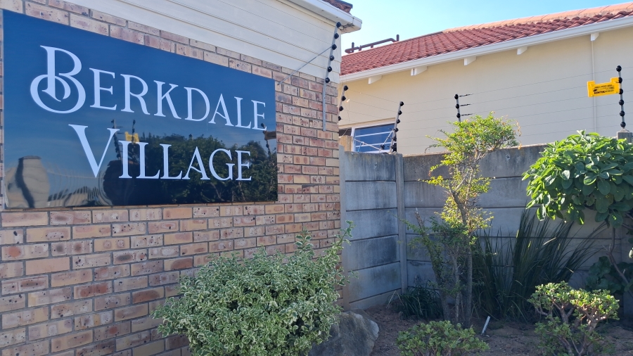 2 Bedroom Property for Sale in Rowallan Park Eastern Cape